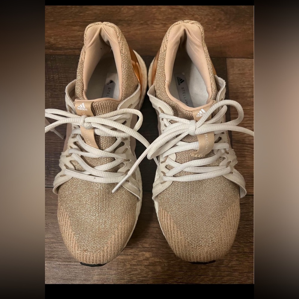 Adidas Women's Beige Athletic Shoes